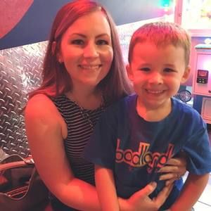 Meet your Posher, Monica